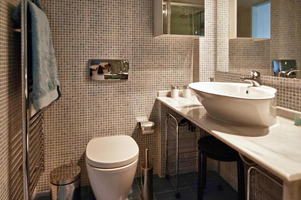 Acropolis Luxury Apartment With Balcony Atenas Exterior foto